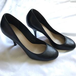 VIA SPIGA Black Rounded-toe Heel